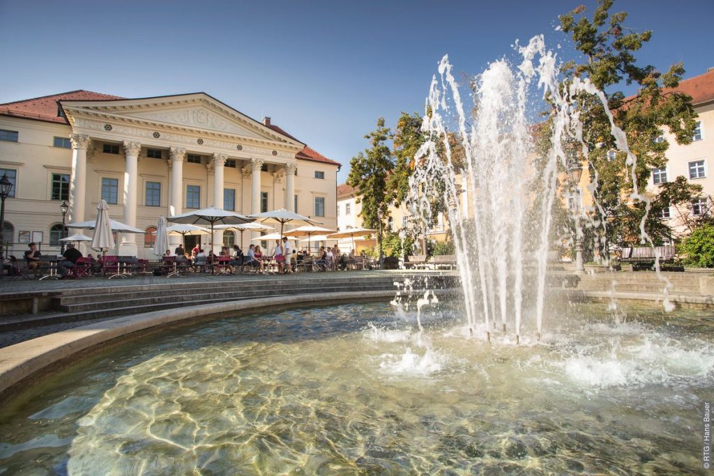 Teatro di Hans Bauer